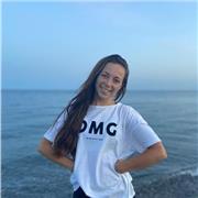 Chica nativa, bilingüe inglés/español, para dar clases ONLINE o presencial